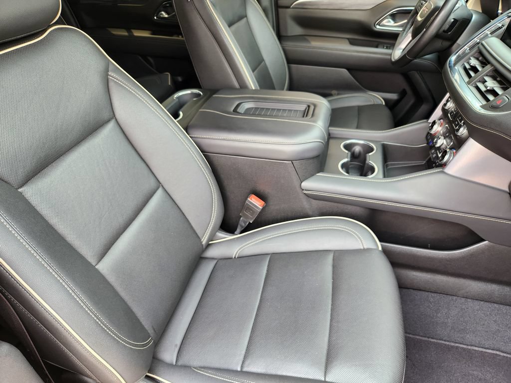 Used 2022 GMC Yukon XL SLT w/ SLT Luxury Package AWD/4WD image 5