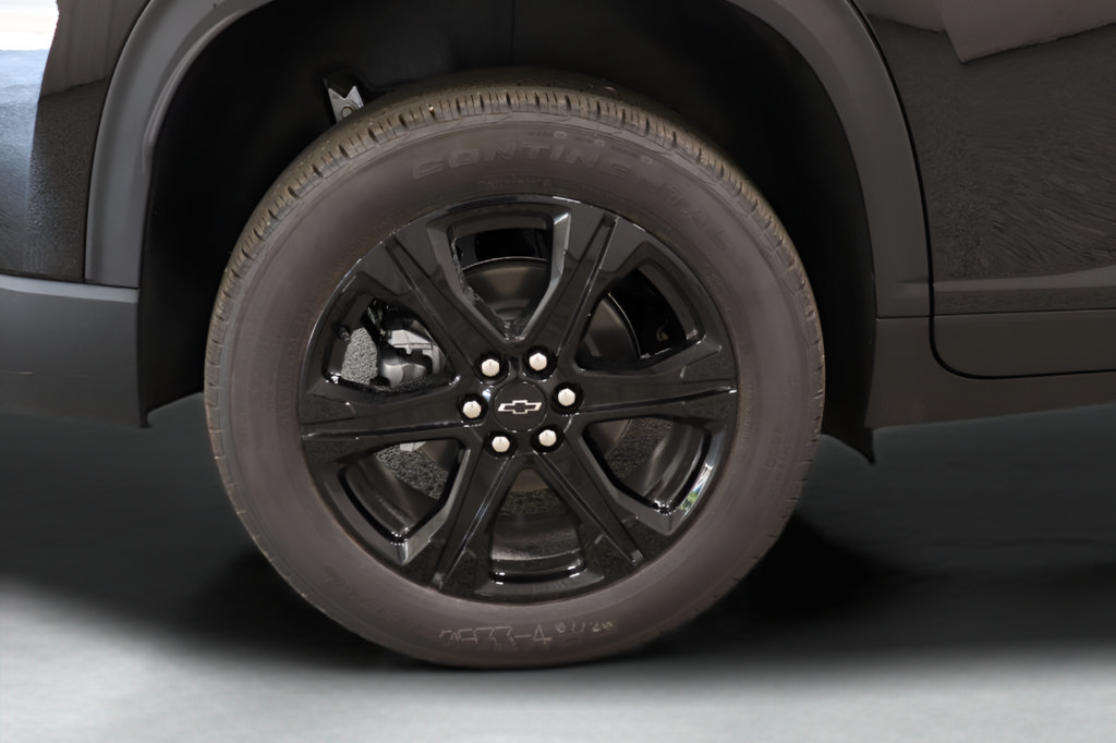 New 2027 Chevrolet Traverse LT w/ Midnight/Sport Edition FWD image 36