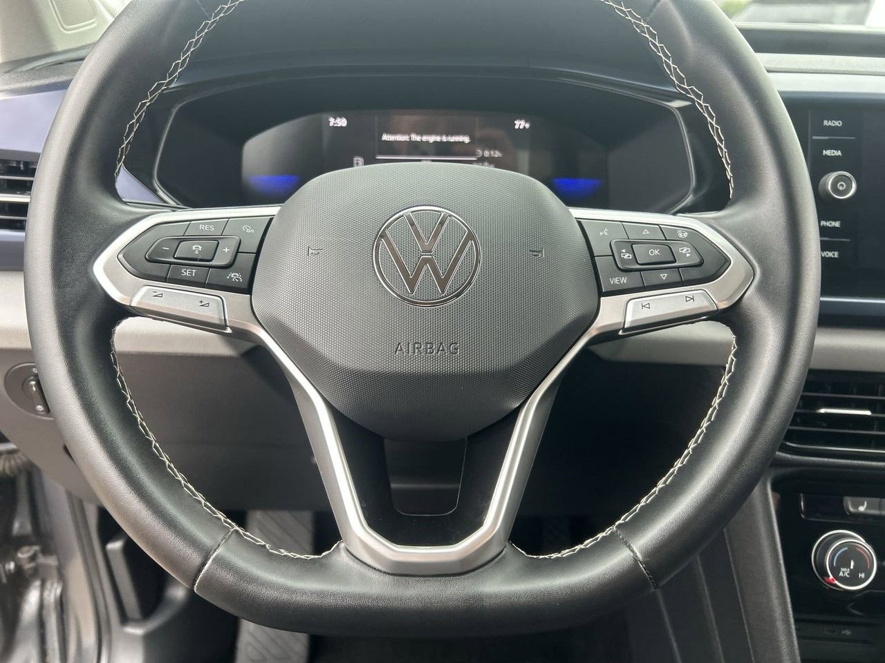Used 2023 Volkswagen Taos SE image 18