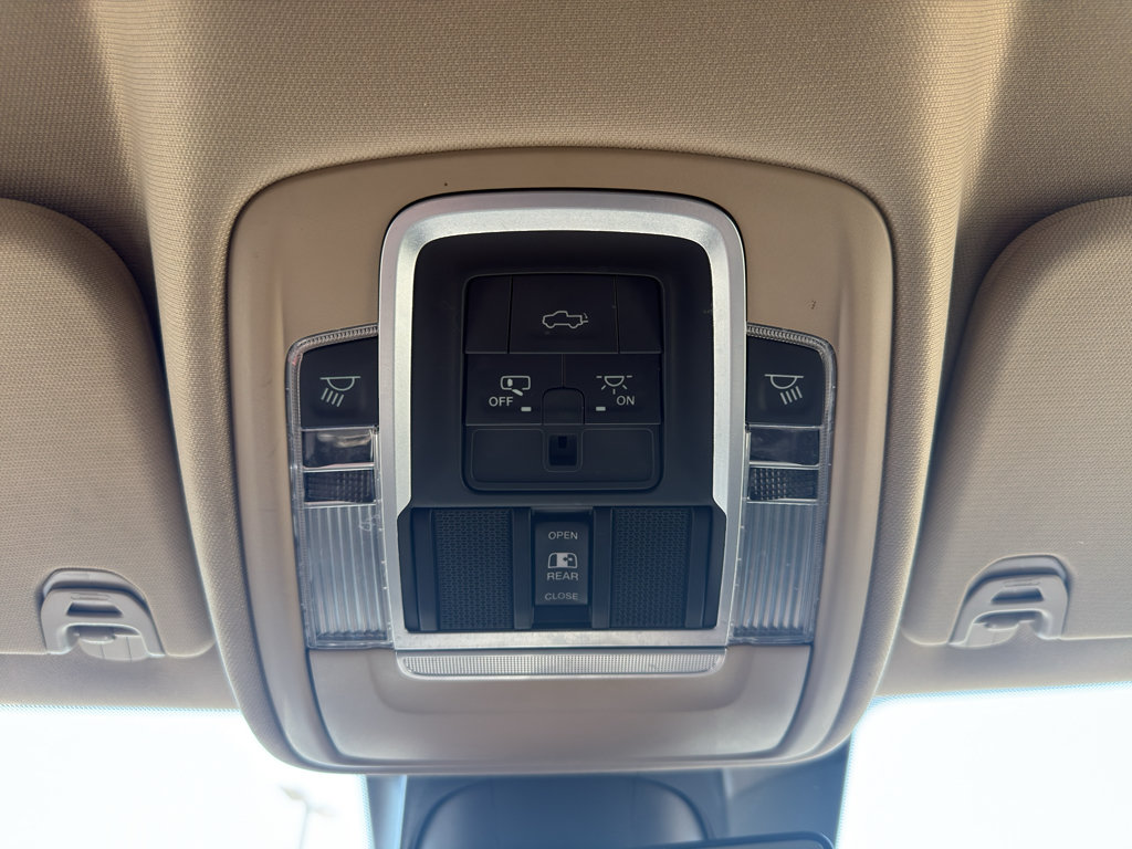 Used 2021 RAM 1500 Laramie AWD/4WD image 23