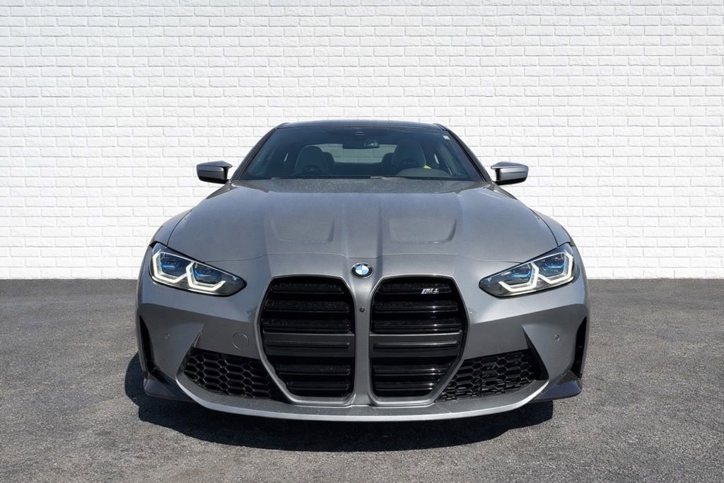 Used 2023 BMW M4 Coupe w/ Executive Package image 2