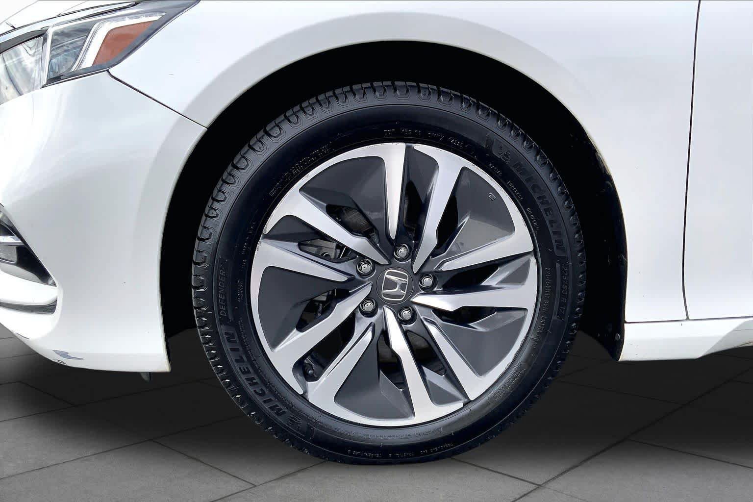 Used 2020 Honda Accord Touring image 10