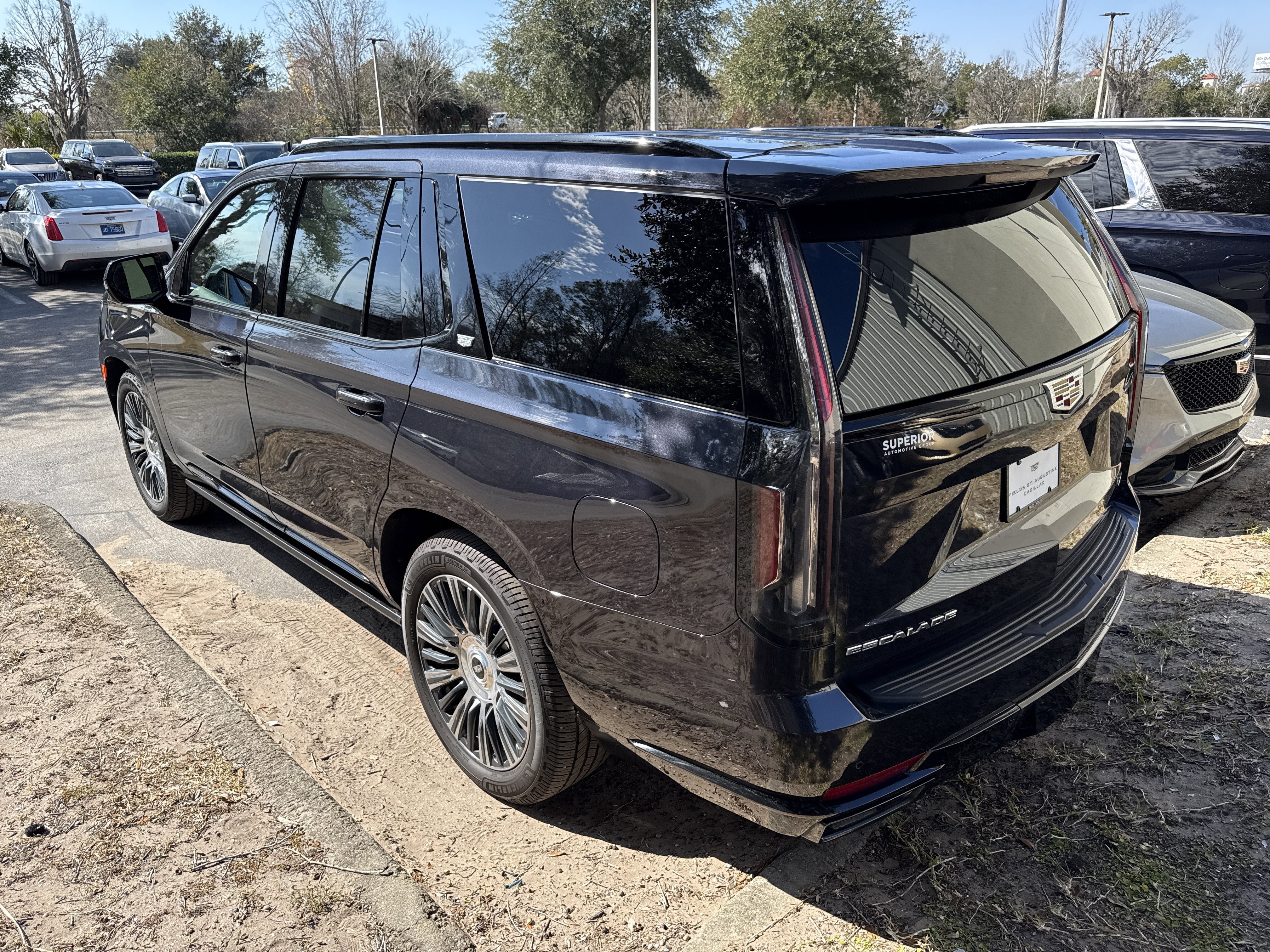 Used 2022 Cadillac Escalade Sport Platinum w/ Heavy-Duty Trailer Package image 4