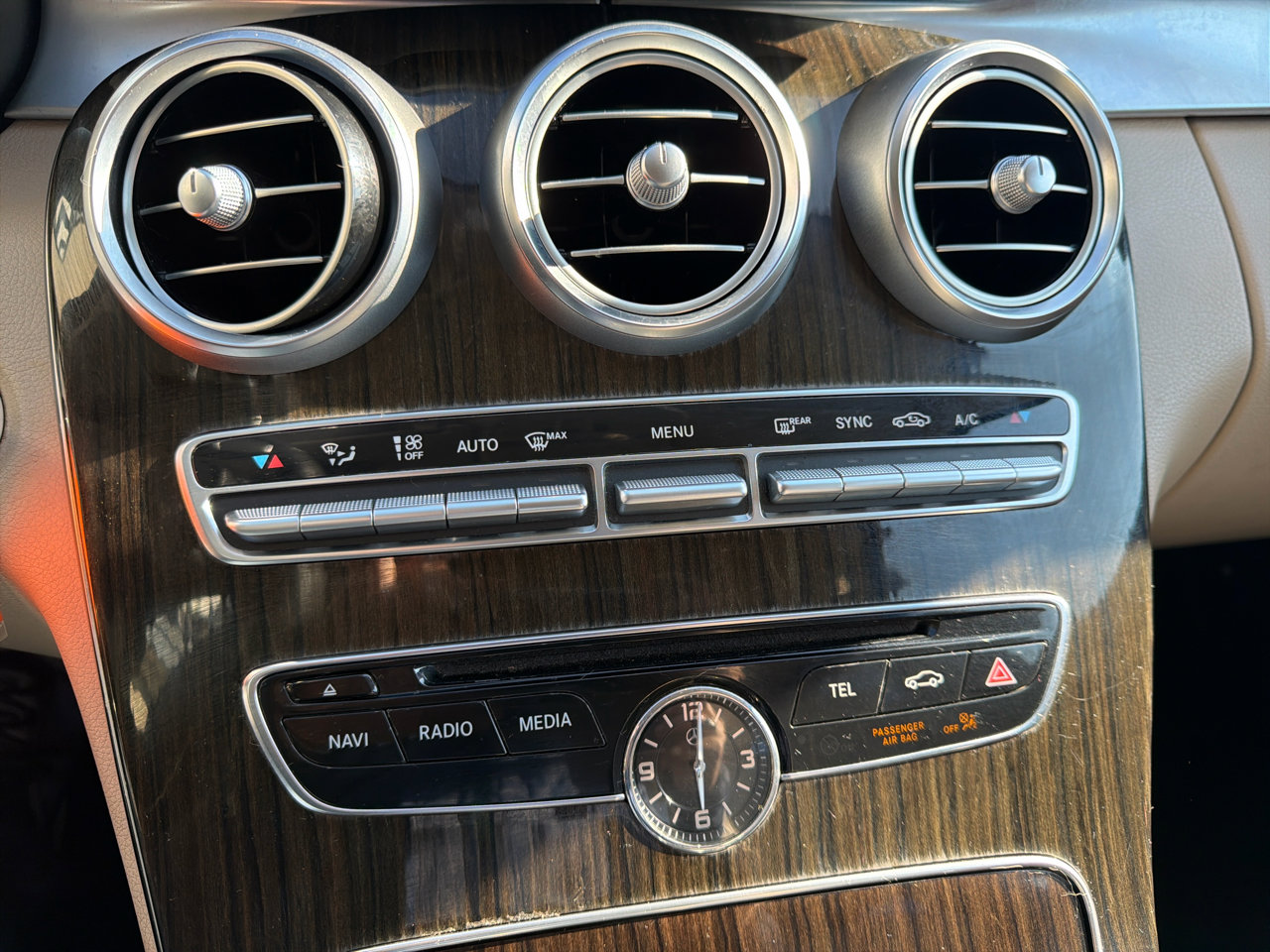 Used 2018 Mercedes-Benz C 300 C 300 Sedan image 18