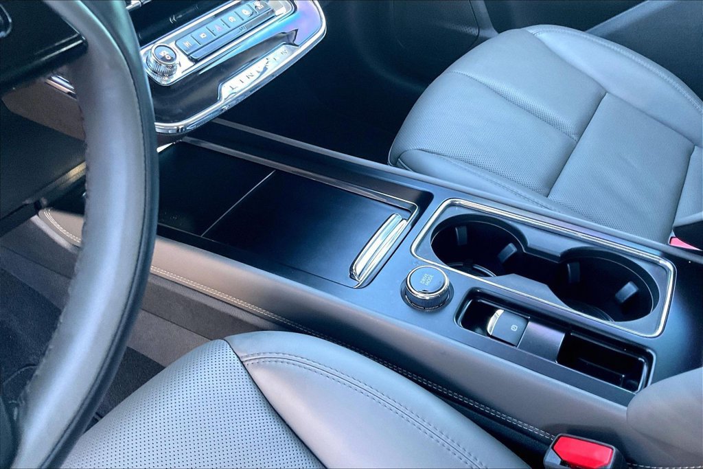 Used 2025 Lincoln Corsair Reserve FWD image 19
