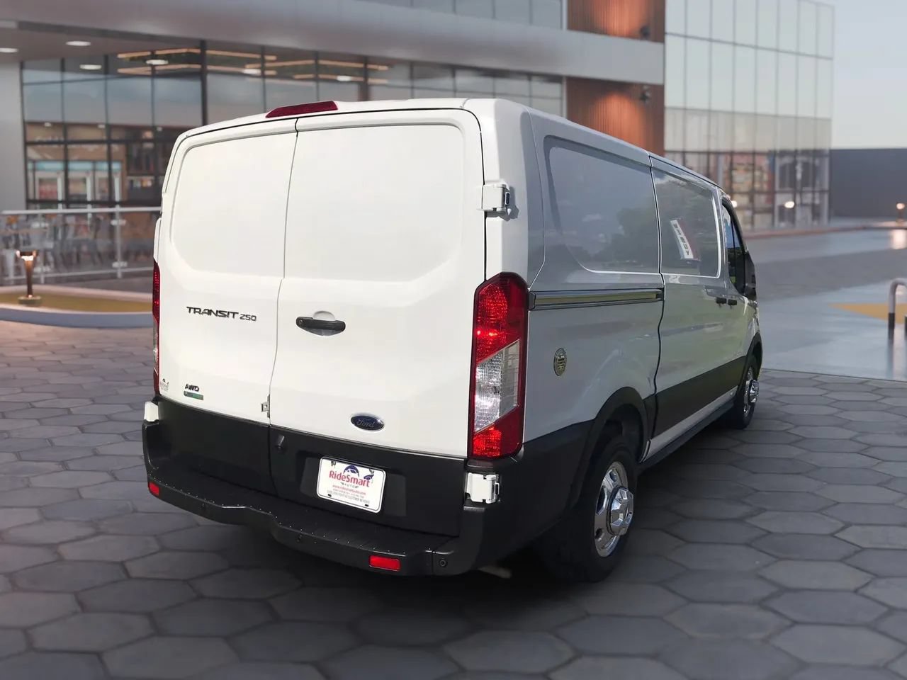 Used 2020 Ford Transit 250 Low Roof AWD image 11