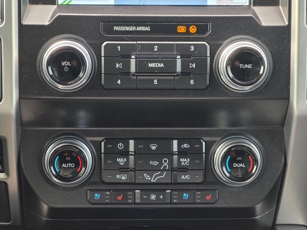 Used 2020 Ford F350 Platinum AWD/4WD image 15