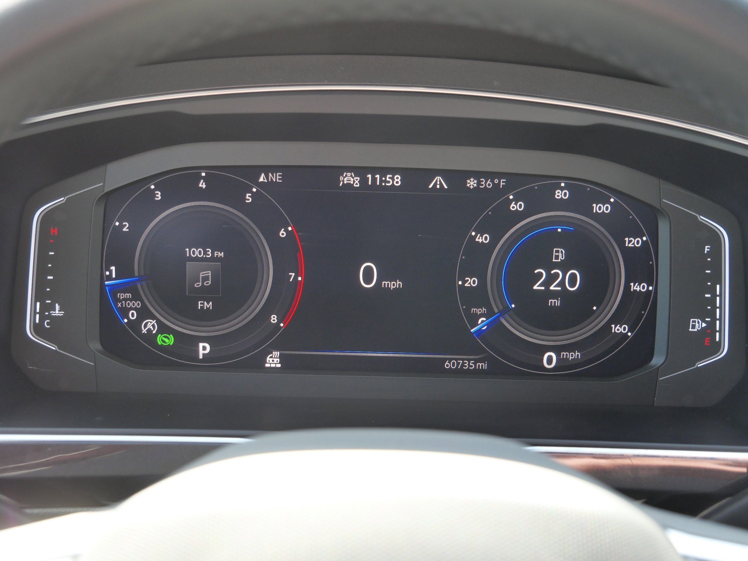 Used 2022 Volkswagen Tiguan SEL R-Line image 22