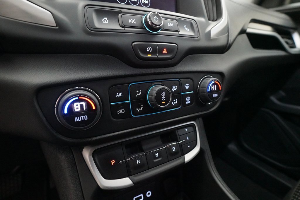 Used 2023 GMC Terrain SLE w/ Driver Convenience Package image 20