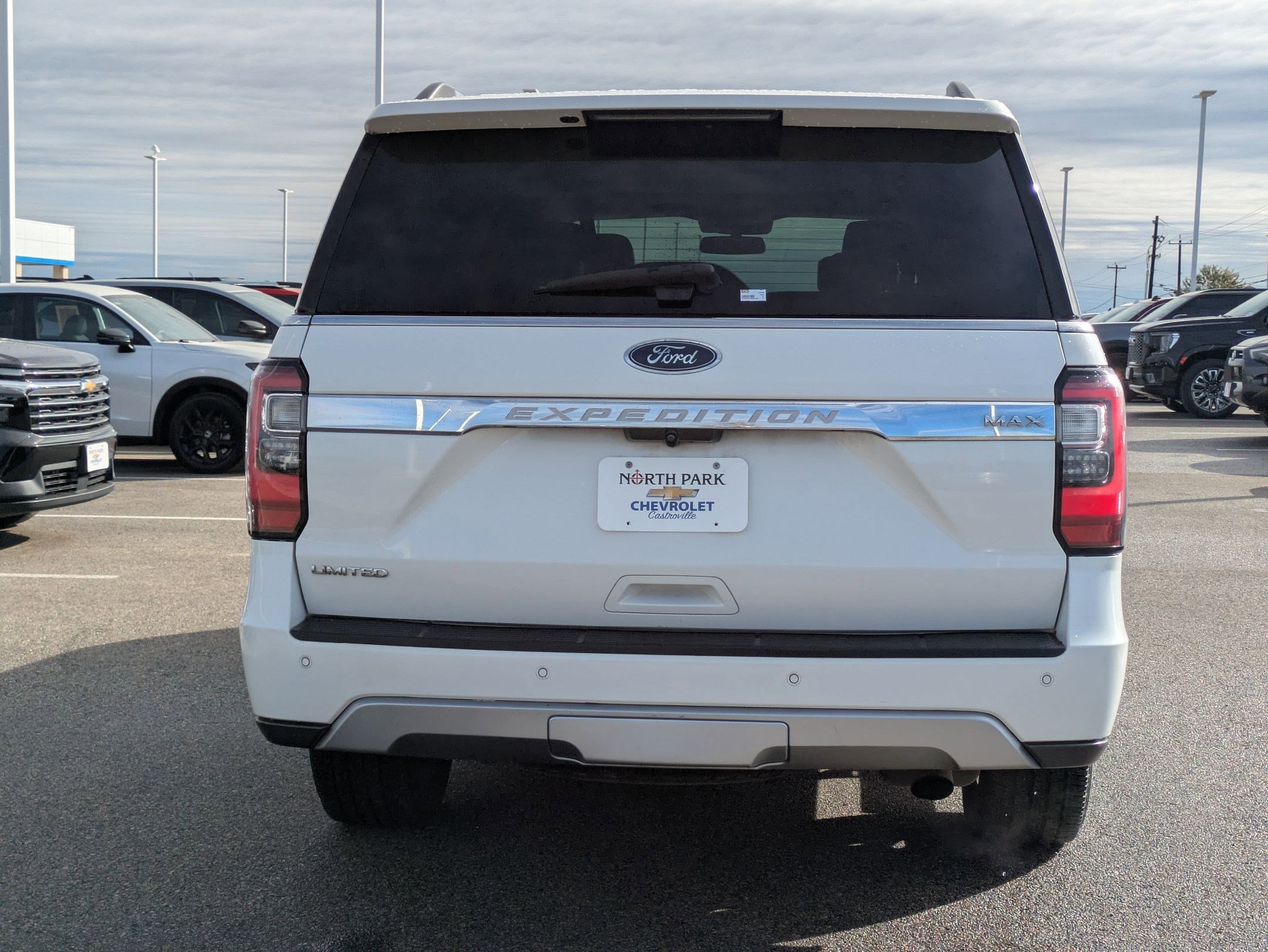 Used 2021 Ford Expedition Max Limited image 4