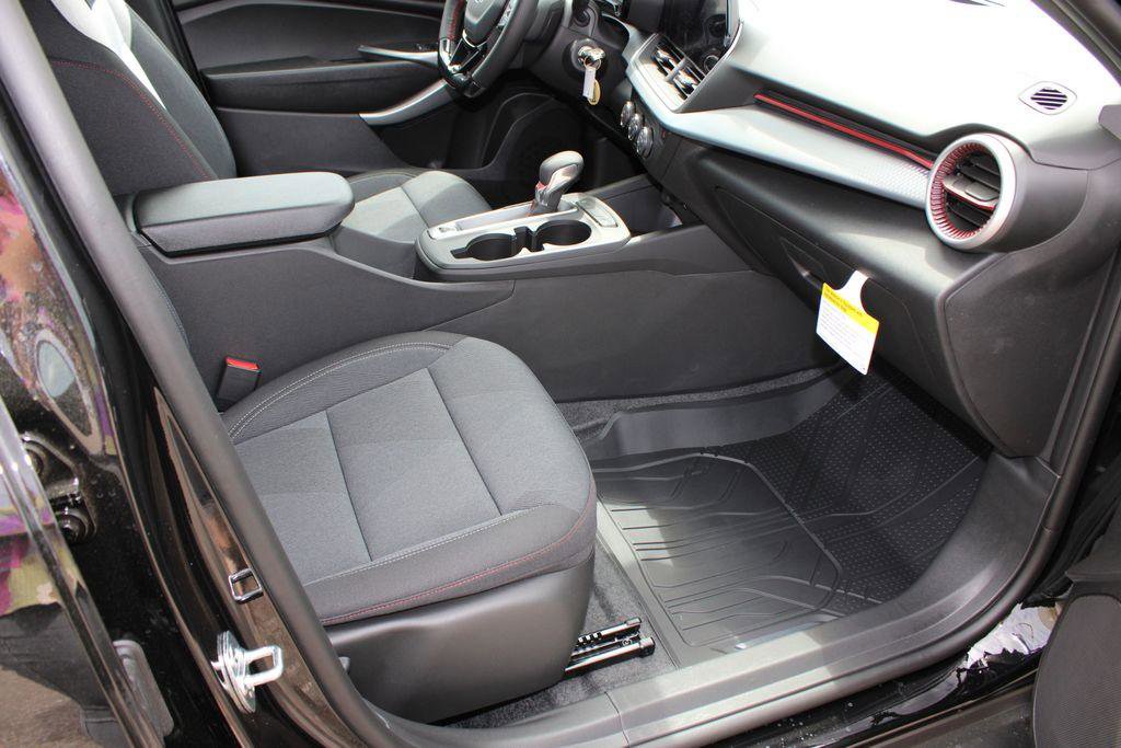 New 2026 Chevrolet Trax RS image 6