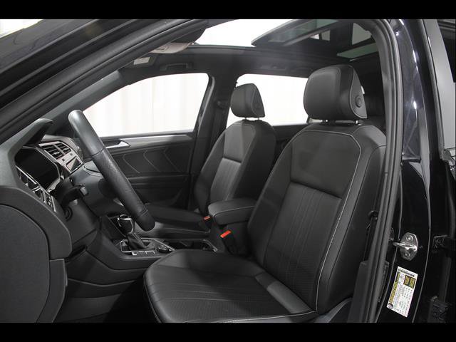 Certified 2024 Volkswagen Tiguan SE R-Line AWD/4WD image 5