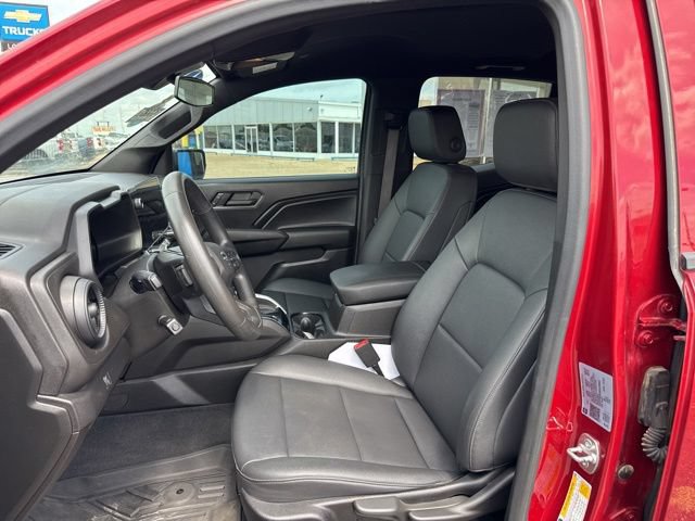 Used 2024 Chevrolet Colorado Trail Boss w/ Advanced Trailering Package AWD/4WD image 11