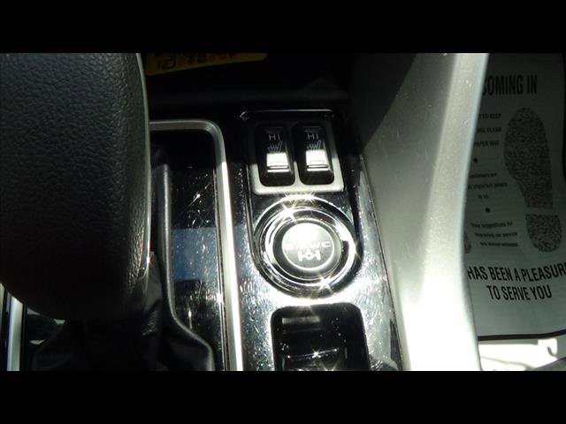 Used 2024 Mitsubishi Eclipse Cross SE image 33