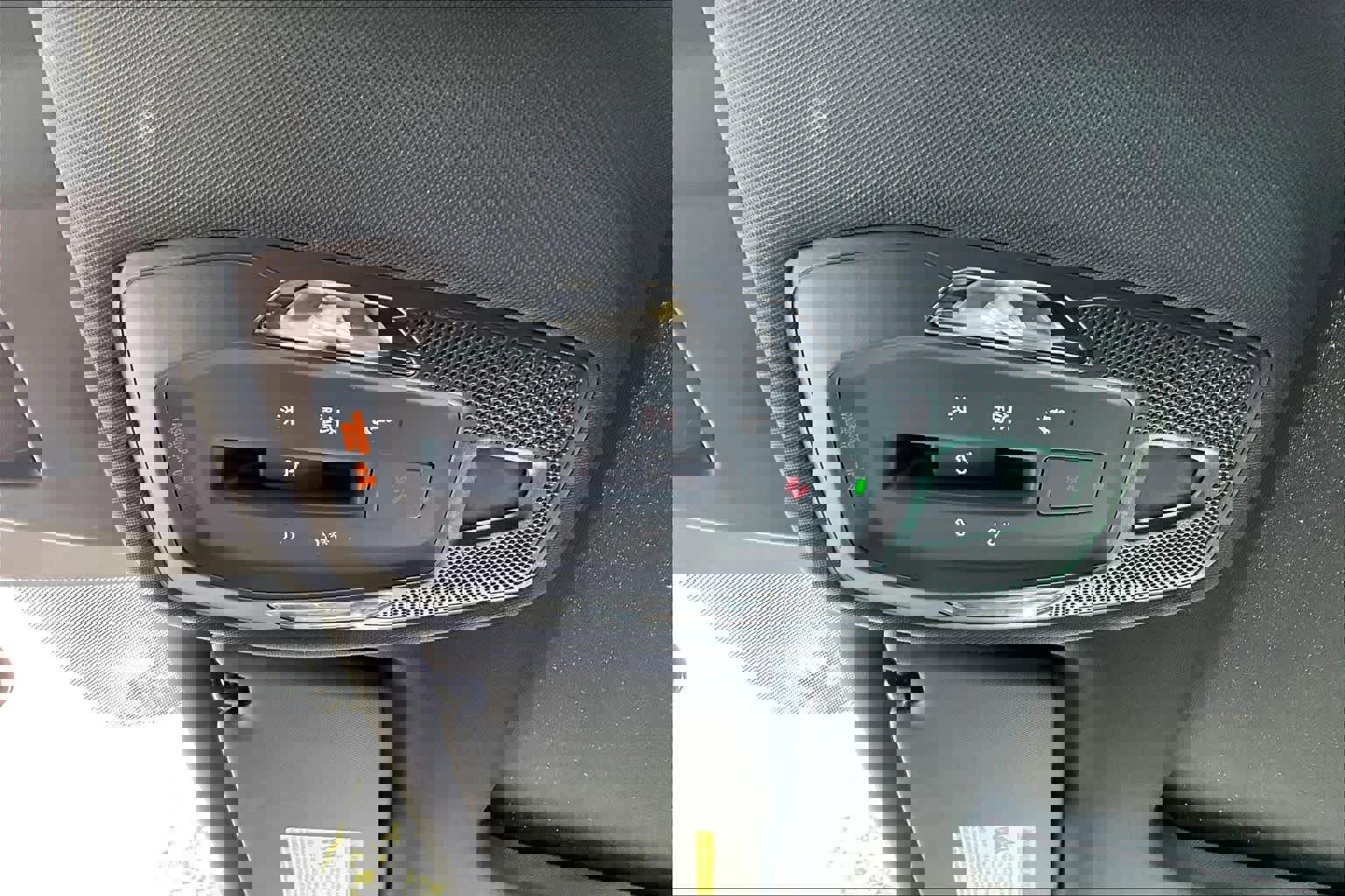 Used 2025 Audi Q5 Premium Plus w/ Premium Plus image 32