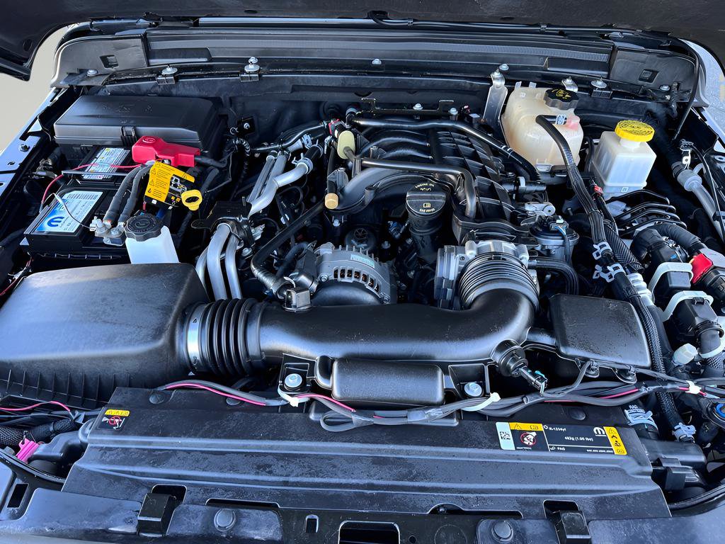 Used 2022 Jeep Gladiator Sport AWD/4WD image 9