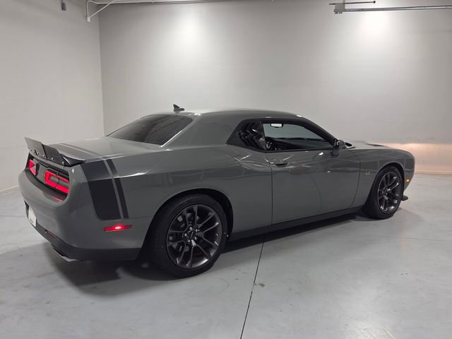 Used 2023 Dodge Challenger R/T Scat Pack w/ Scat Pack Stripe RWD image 9