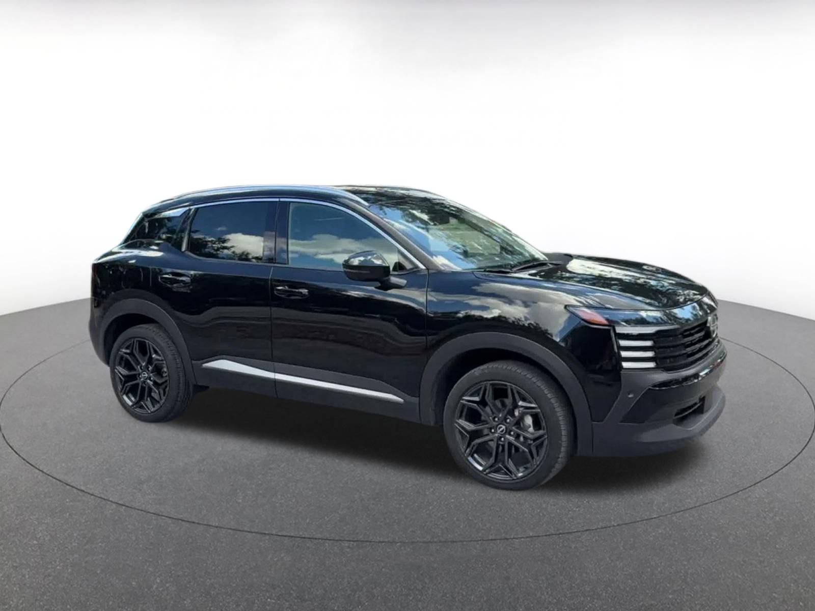 Used 2026 Nissan Kicks SR AWD/4WD video 2