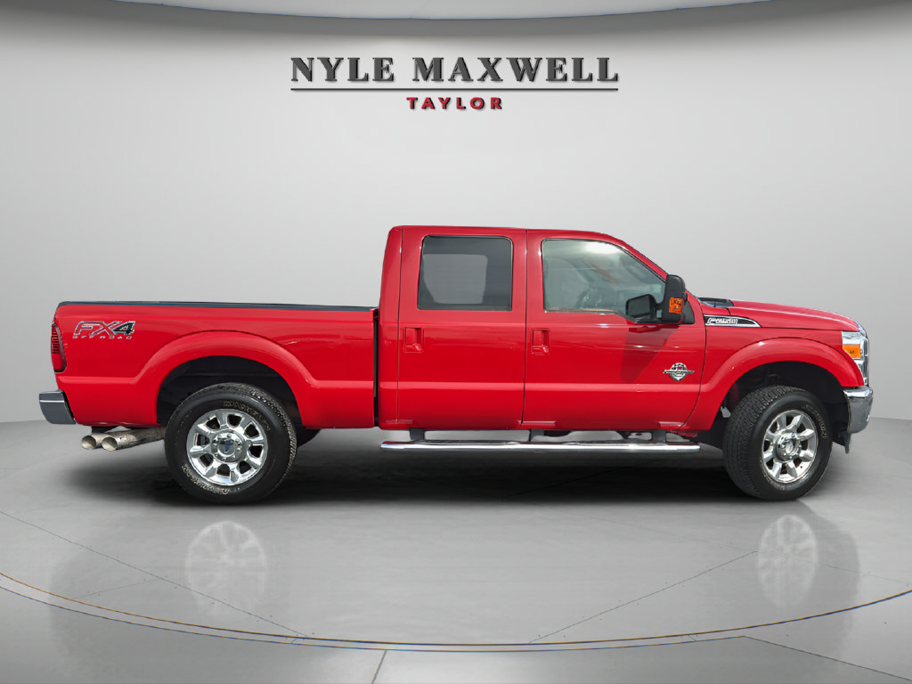 Used 2016 Ford F250 Lariat w/ Lariat Ultimate Package AWD/4WD image 13
