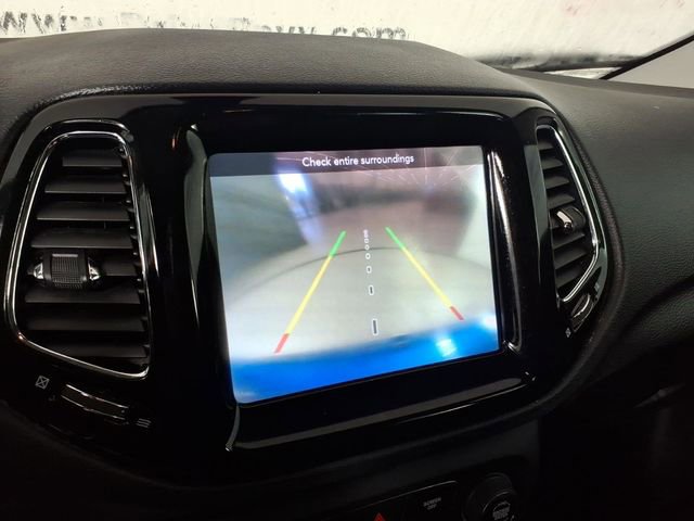 Used 2020 Jeep Compass Limited image 29