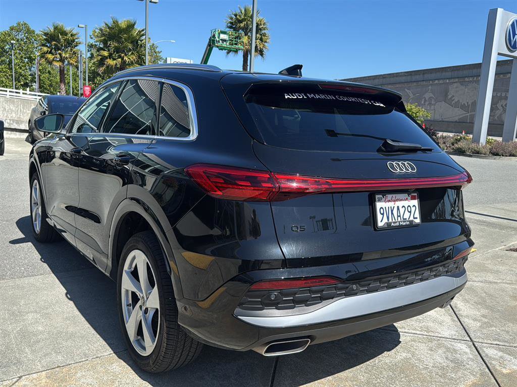 Used 2025 Audi Q5 Premium Plus w/ Premium Plus AWD/4WD image 8