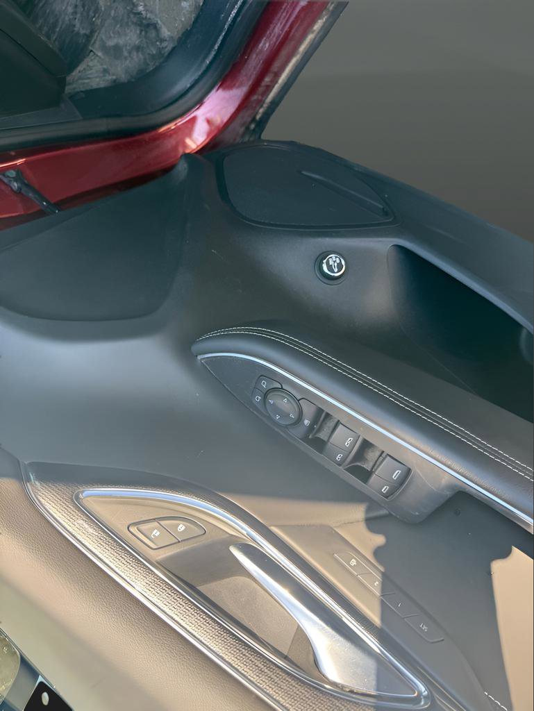 Certified 2023 Buick Envision Essence image 14