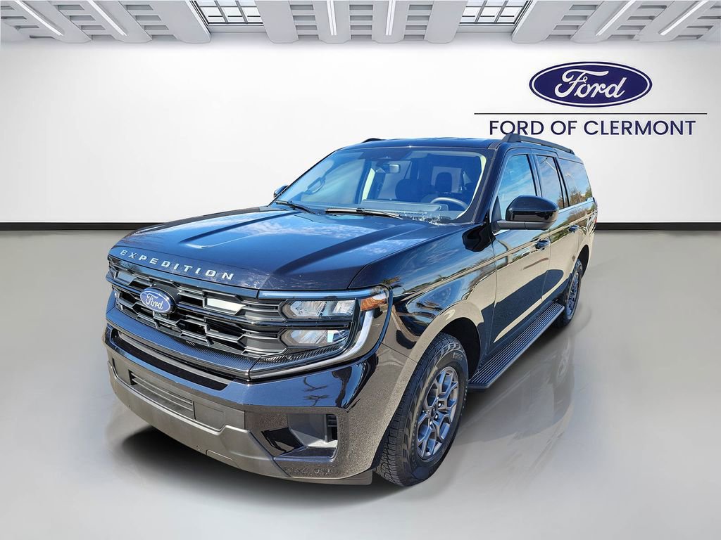 Used 2025 Ford Expedition Max Active RWD image 2