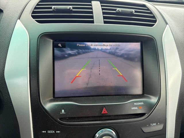 Used 2014 Ford Explorer XLT w/ Equipment Group 202A AWD/4WD image 26