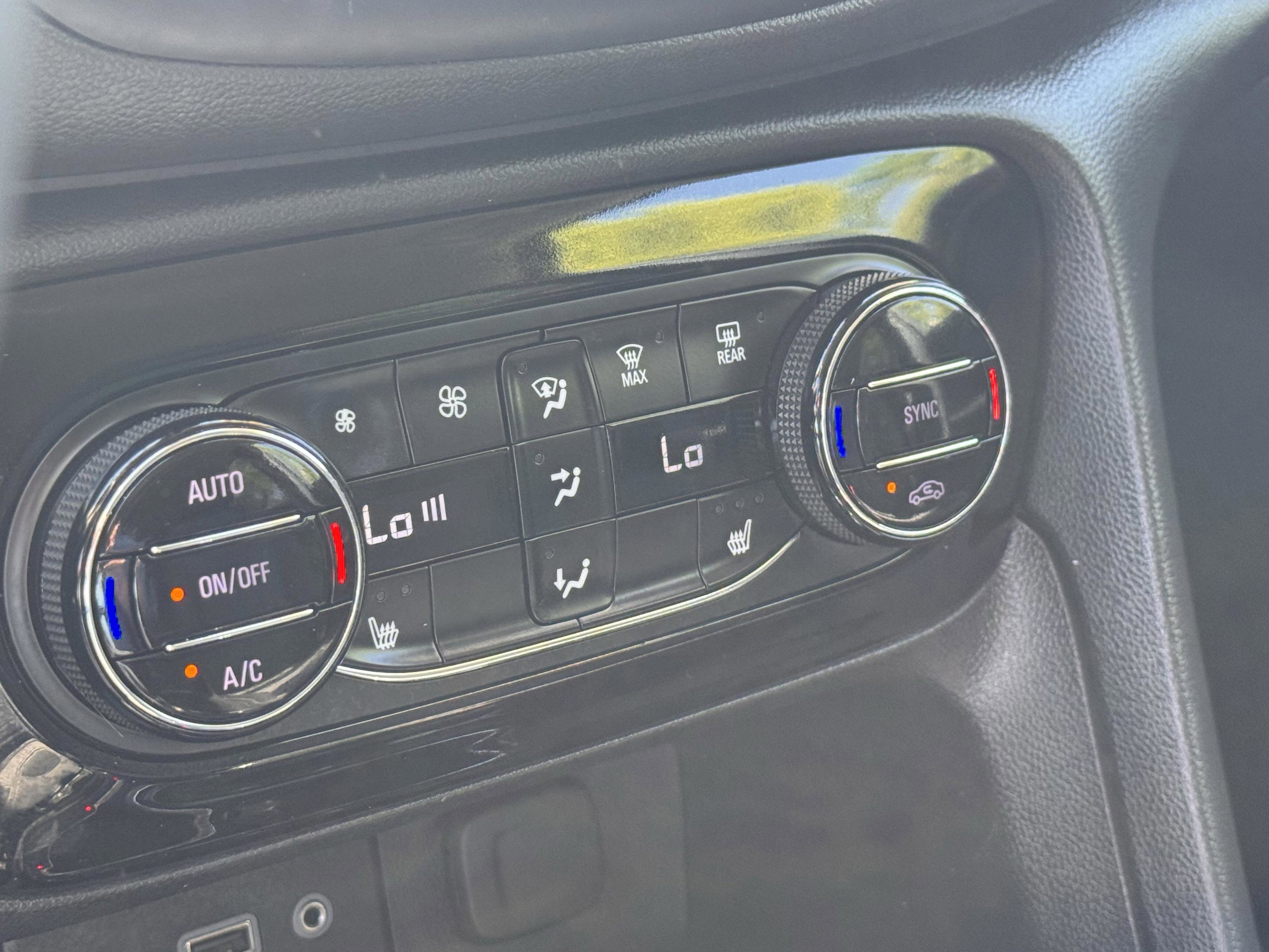 Used 2022 Buick Encore GX Select FWD image 15