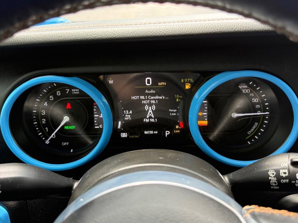 Used 2022 Jeep Wrangler Unlimited Sahara AWD/4WD image 23