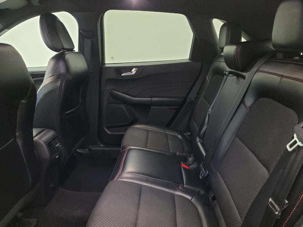 Used 2023 Ford Escape ST-Line image 18