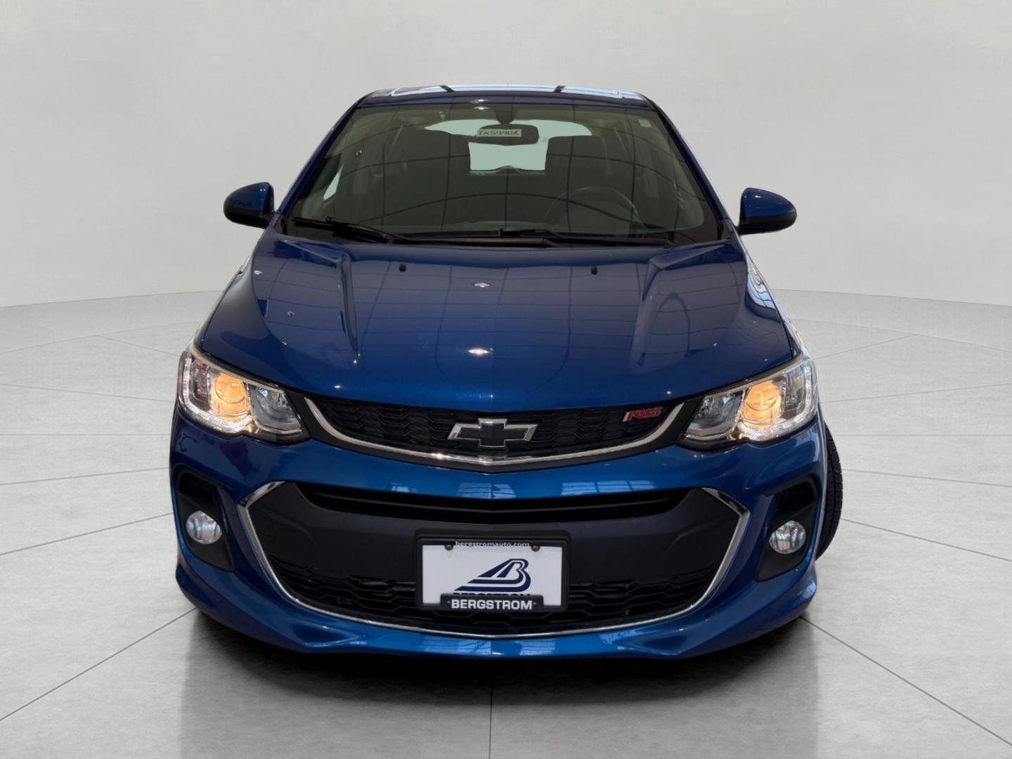 Used 2019 Chevrolet Sonic LT w/ Convenience Package FWD image 4