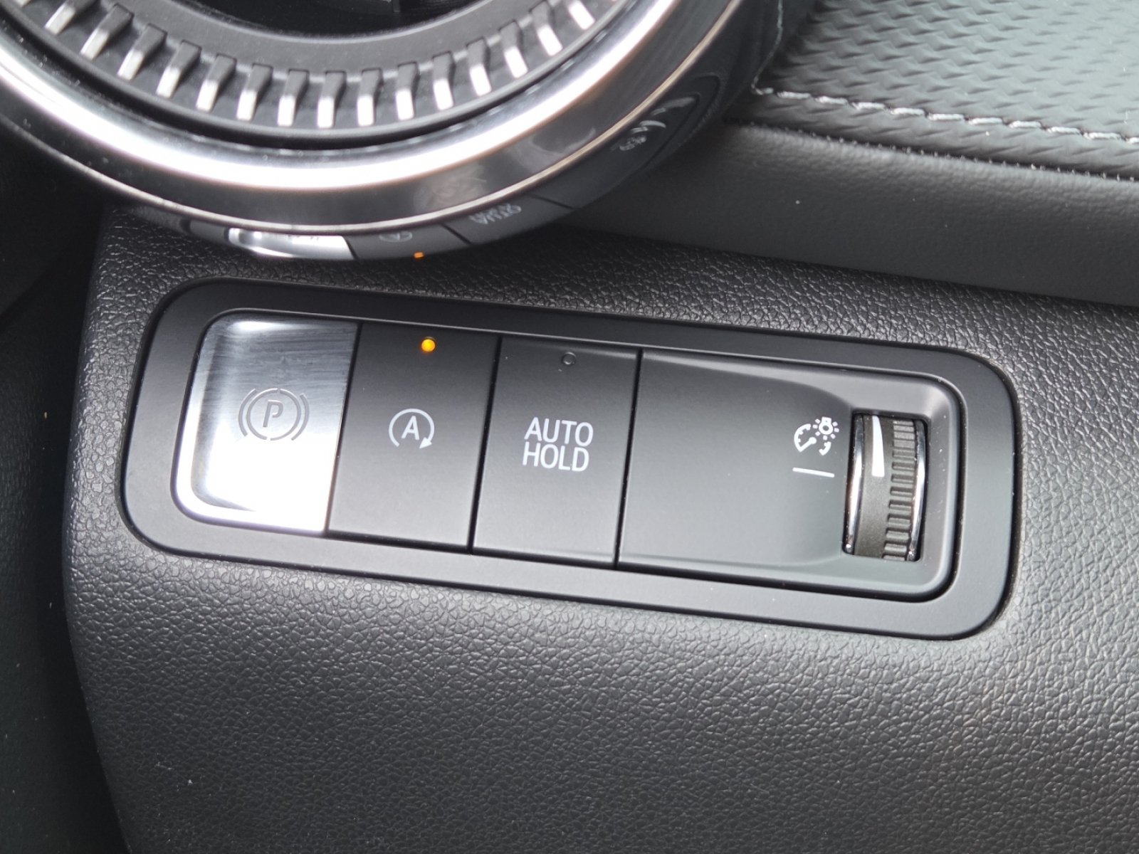 Used 2025 Chevrolet Equinox LT w/ Safety and Technology Package FWD image 30