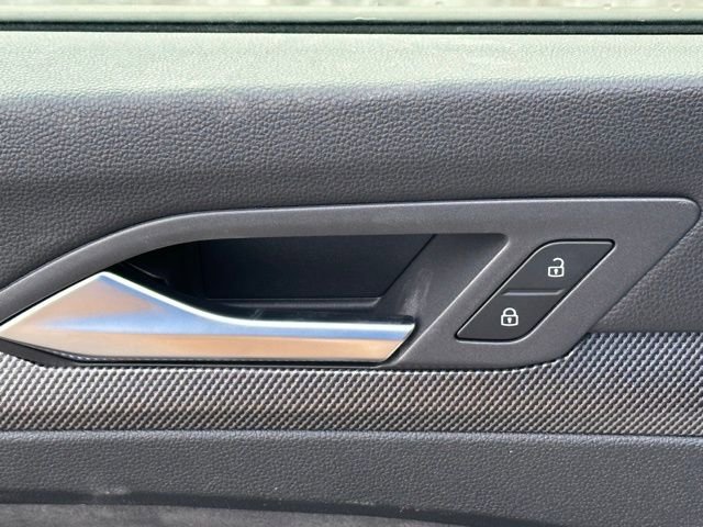 New 2026 Volkswagen GTI SE FWD image 22