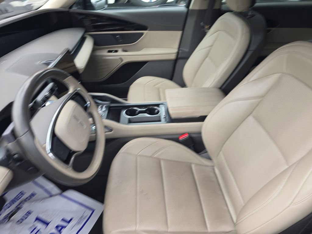 Used 2024 Lincoln Nautilus Premier image 18