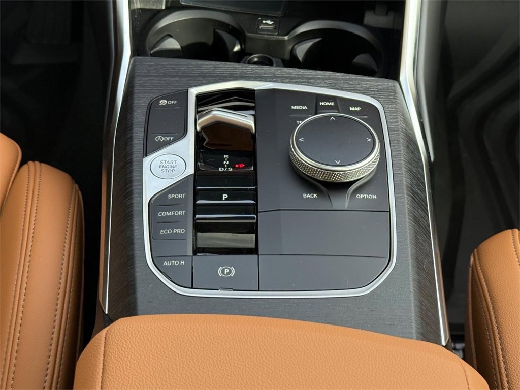 New 2026 BMW 330i xDrive Sedan w/ Premium Package image 8