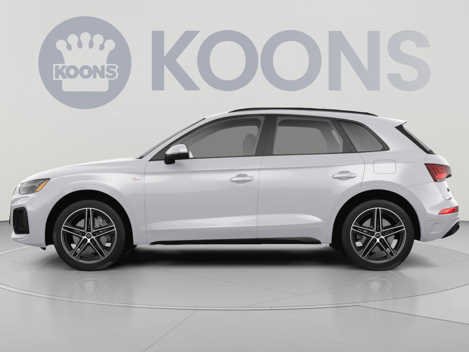 Used 2023 Audi Q5 2.0T Premium w/ Convenience Package AWD/4WD image 2