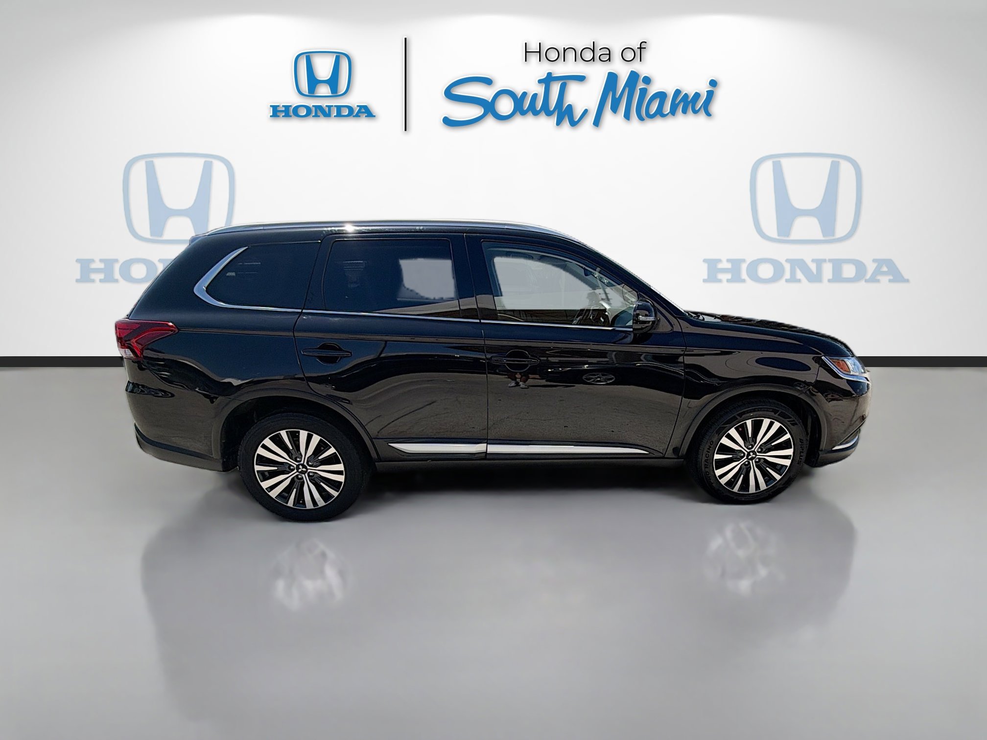 Used 2020 Mitsubishi Outlander SEL AWD/4WD image 8