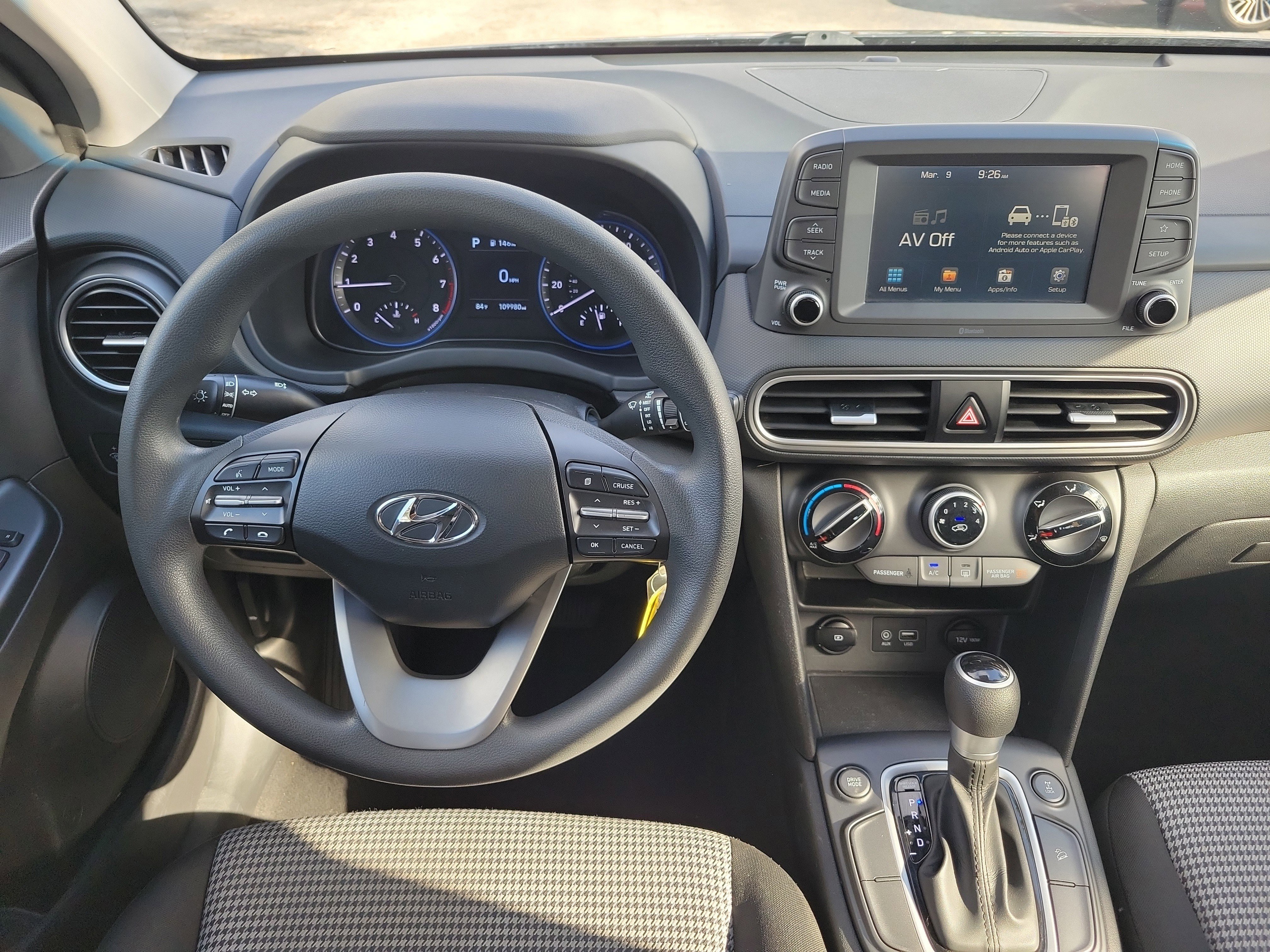 Used 2021 Hyundai Kona SE image 18