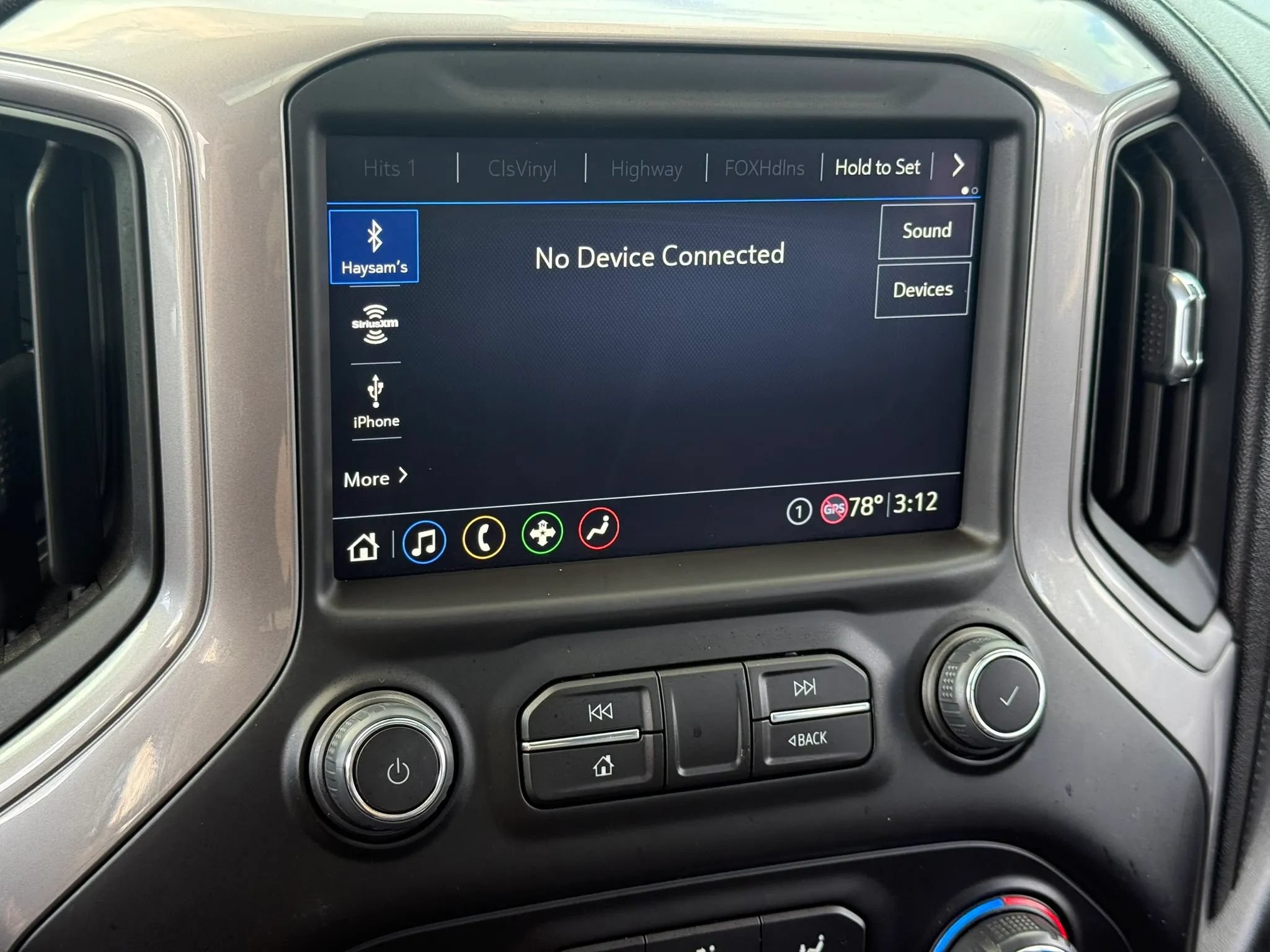 Used 2020 Chevrolet Silverado 1500 RST AWD/4WD image 22