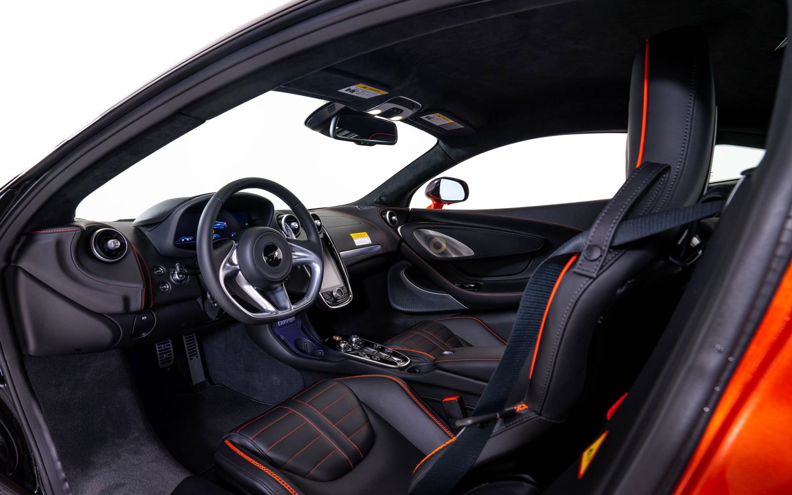 New 2026 McLaren GTS RWD image 18