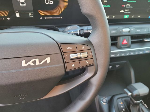 Used 2025 Kia K4 LXS image 20
