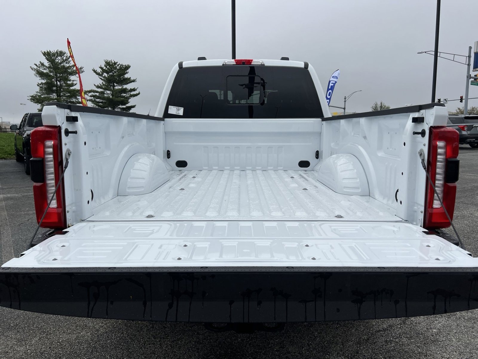 New 2026 Ford F250 XL w/ STX Appearance Package AWD/4WD image 23