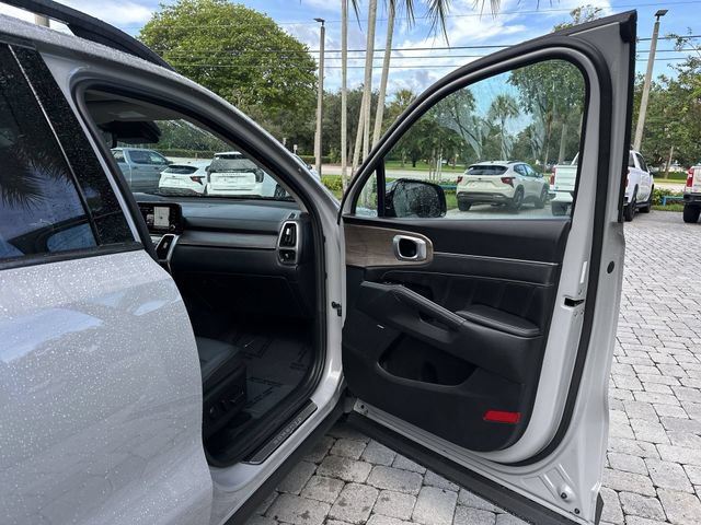 Used 2023 Kia Sorento SX Prestige AWD/4WD image 23