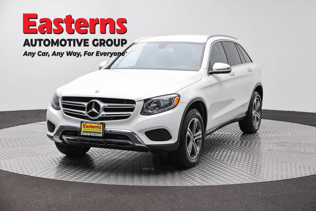 Used 2019 Mercedes-Benz GLC 300 4MATIC w/ Premium Package image 1