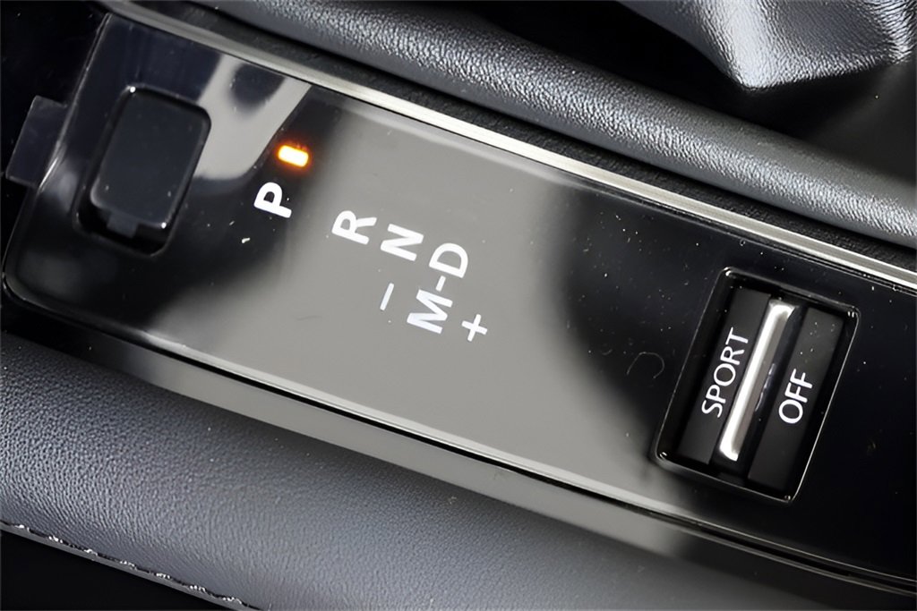 Used 2024 MAZDA MAZDA3 s image 32