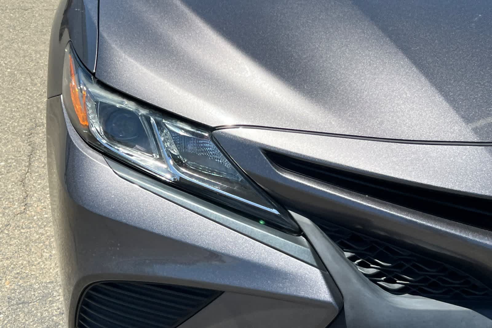 Used 2019 Toyota Camry SE w/ Audio Package FWD image 14