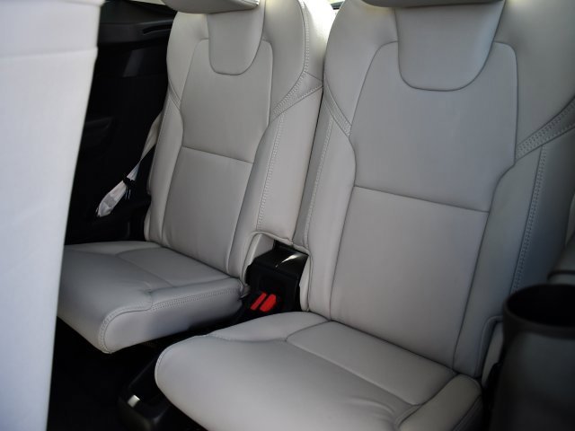 New 2026 Volvo XC90 B6 Ultra image 18