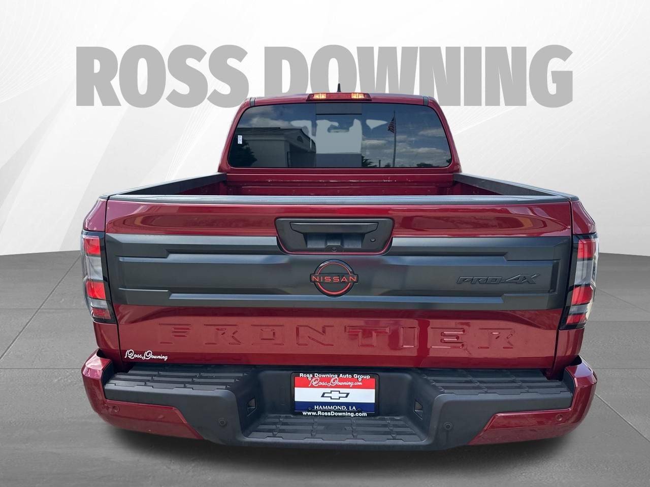 Used 2025 Nissan Frontier PRO-4X AWD/4WD image 5