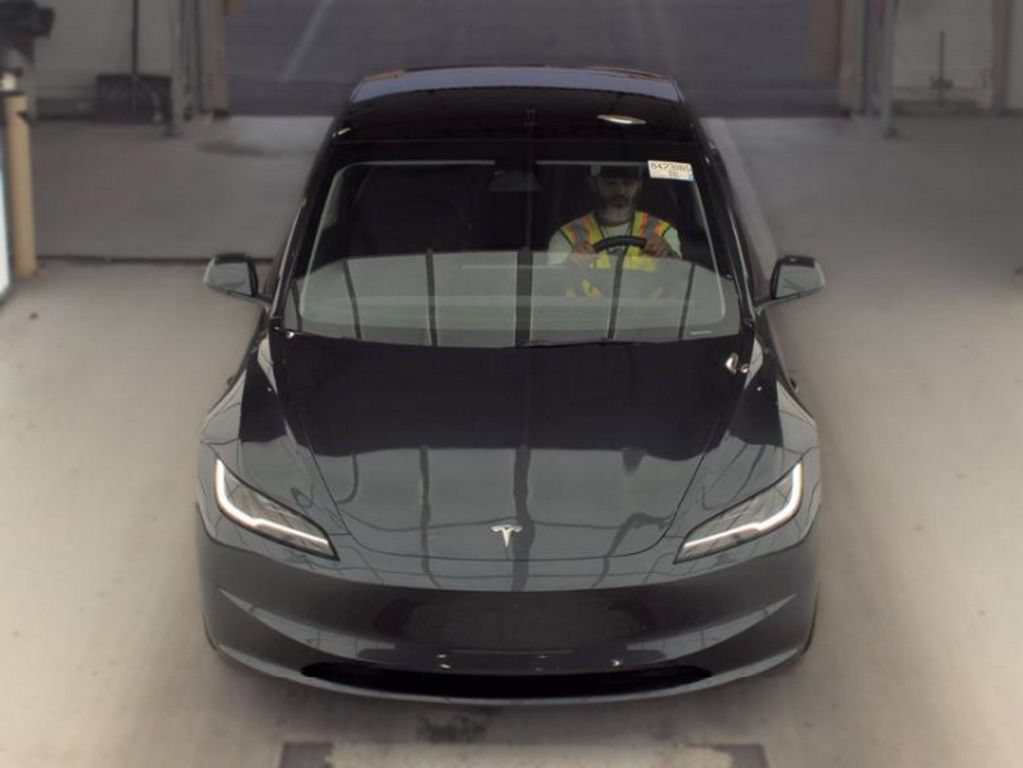 Used 2024 Tesla Model 3 Long Range RWD image 2